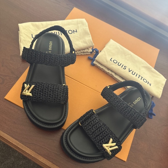 Louis Vuitton Cordoba Flat Comfort Sandal - Picture 6 of 9